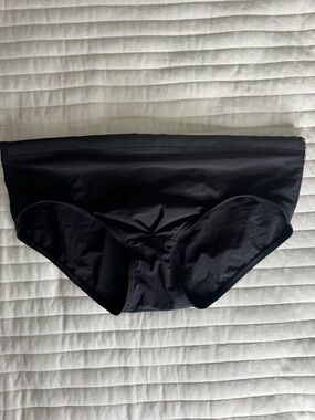 C-IN2 Men's Black Swim Trunks - Classic Quick-Dry Swim Briefs